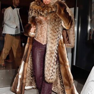 Meet your Posher, Angelica